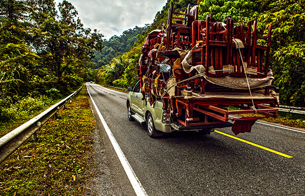 7 Driving Habits That Are Damaging Your Car | Community Auto